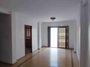 Casa con cuatro dormitorios en alquiler, Villa Club