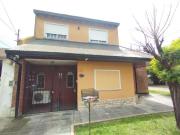 Casa con Departamento en venta en Castelar Sur