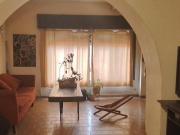 Casa con departamento en zona centro este