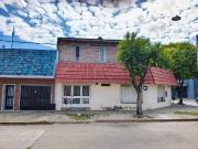 CASA CON DEPARTAMENTO INDEPENDIENTE Y COCHERA