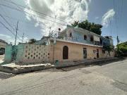 Casa con departamentos