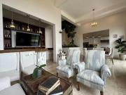 Casa con diseño único en Misión San Jerónimo