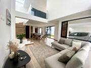 CASA CON DORMITORIO EN PB EN VENTA EN TUMBACO