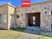 Casa con dos dormitorios y piscina en venta Merlo San Luis