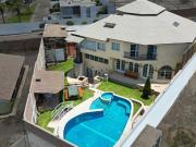 CASA CON ESTILO CONTEMPORÁNEO EN VENTA – SOL DE LA...