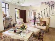 Casa con estilo inglés en exclusivo fraccionamiento...