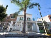 CASA CON EXCELENTES ESPACIOS EN EL FORTÍN