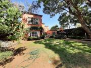 Casa con Excelentes espacios y Amplio Jardín en San Jeronimo