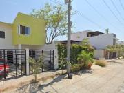 CASA CON EXELENTE UBICACION de ADJUDICACION de...