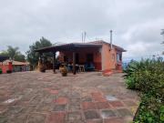 Casa con finca, terrazas, aparcamiento, preciosas vistas.