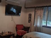 CASA CON GALPON SOBRE CALLE URQUIZA ALTURA BARRIO PARMA CASA CON GALPON SOBRE CALLE URQUIZA ALTURA BARRIO PARMA