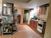 CASA CON GRAN FONDO EN CASEROS AL 2200 ZONA COLEGIO ESTRADA