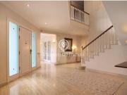 Casa con gran jardín y mucha privacidad a la venta en La...