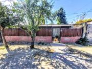Casa Con Gran Terreno 4d/3b En Microbarrio. El Bosque