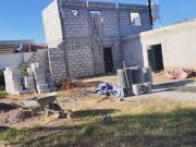 CASA CON GRAN TERRENO