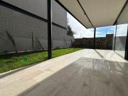 Casa con grandes espacios y 4 Recámaras con Baño...