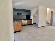 CASA CON HABITACIÓN Y BAÑO COMPLETO EN PLANTA BAJA EN...