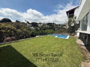 CASA CON HERMOSA VISTA PANORÁMICA