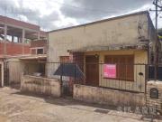 Casa con hermoso terreno céntrico en venta