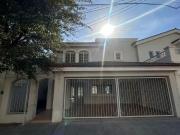 Casa con INCREIBLES VISTAS PANORAMICAS en calle privada