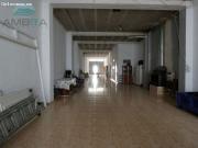CASA CON INMENSO GARAJE