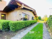 Casa con jardín amplio en renta