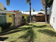 CASA CON JARDÍN CERCA PLAZA SAN DIEGO