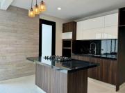 Casa con JARDIN en fracc PRIVADO, Zona Monte Magno