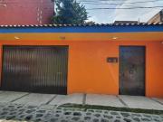 Casa con Jardín en San Nicolás Totolapan con...