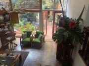 Casa con jardín para venta en Santa Paula