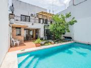 Casa con jardin, pileta y parrilla en Villa Luro