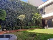 Casa con Jardín San Ángrl