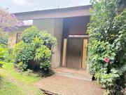 Casa con jardín, terraza y vistas verdes en venta,...