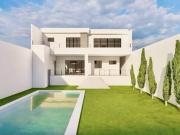 Casa con jardin y alberca en venta en Burgos Bugambilias