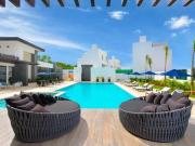 CASA CON JARDIN Y CASA CLUB EN VENTA PLAYA DEL CARMEN
