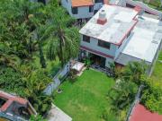 CASA CON JARDÍN Y JACUZZI EN RESID. LAS FINCAS!, A 8 MIN...