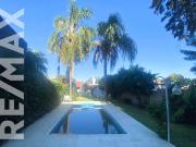 CASA con jardín y piscina, 4 amb. Villa Ballester