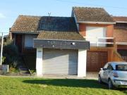 Casa con local comercial