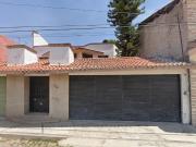 CASA CON LOCAL COMERCIAL EN REMATE, UBICADA EN CD. DEL...
