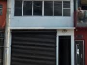 Casa con LOCAL en RENTA