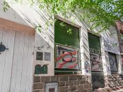 Casa con local en venta San Juan