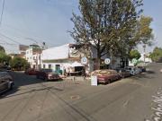 Casa con Locales Comerciales – Isabel La Católica 527,...