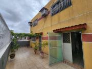 CASA CON LOCALES EN AV FRANCISCO DE MIRANDA EL TIGRE...