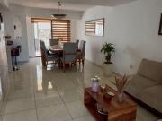 Casa con magnífica vista en punta azul