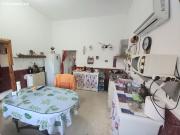 Casa con nave en zona Carretera Palma del Río!