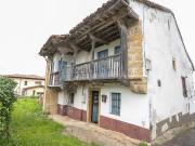 CASA CON PARCELA EN VILLANUEVA DE COLOMBRES