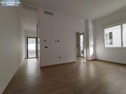 Casa con patio de alquiler en Los Bermejales