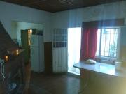 Casa con patio, muy buena ubicacion!