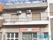 CASA CON PATIO PLANTA ALTA Y COCHERA PARA DOS AUTOS Y LOCAL