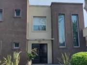 Casa con pileta en El Recodo APTO CREDITO